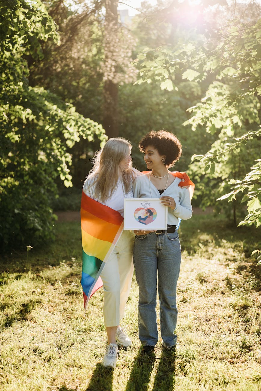 two women looking at each other